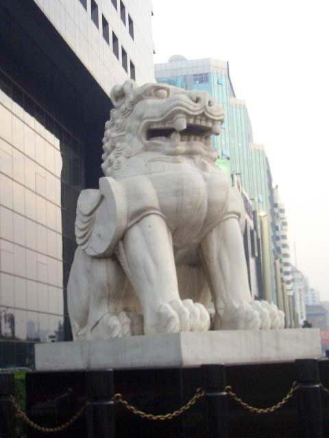 北京建行汉白玉貔貅石雕